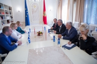 Članovi Stalne delegacije Skupštine Crne Gore na sastanku sa šeficom Stalne delegacije Skupštine Albanije u PS NATO