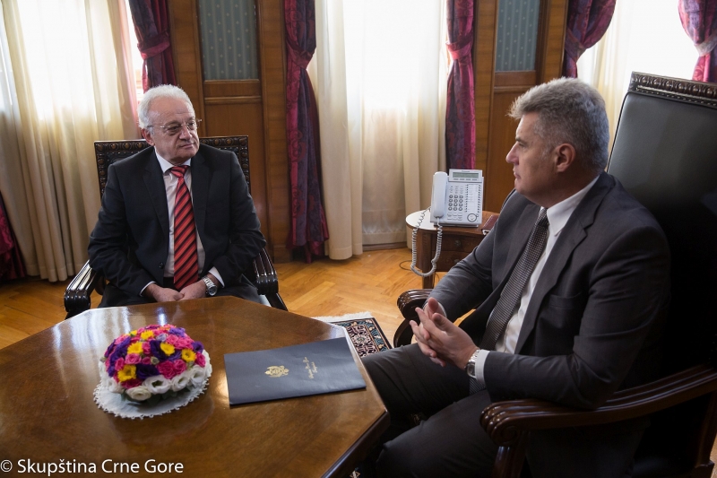 President of the Parliament receives the new Ambassador of the Republic of Macedonia