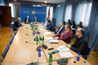 Committee on International Relations and Emigrants holds its 52nd meeting