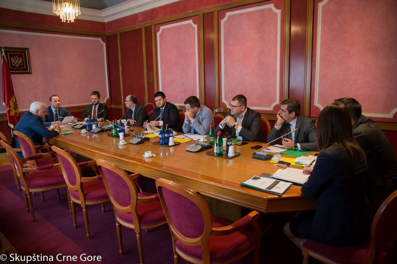 Committee on International Relations and Emigrants holds its 27th Meeting