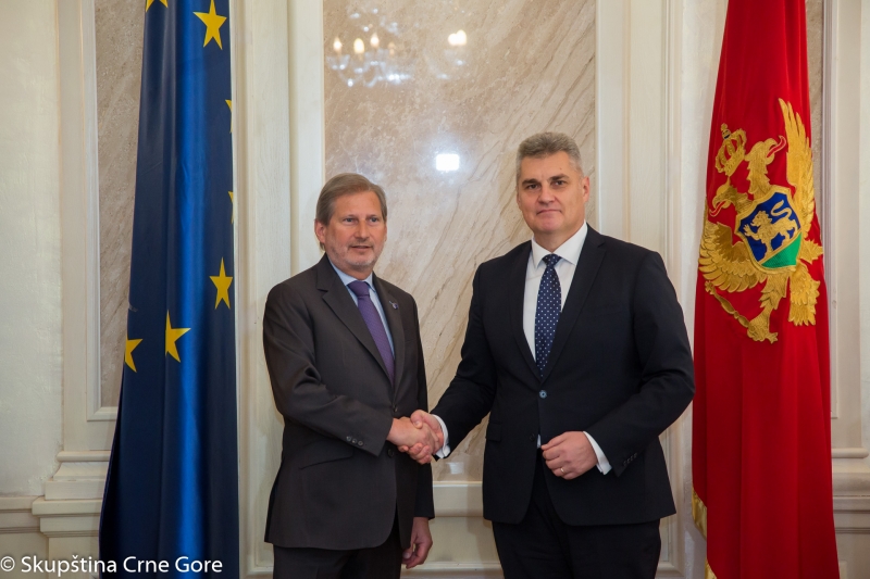 President of the Parliament of Montenegro Mr Ivan Brajović speaks with European Commissioner Johannes Hahn