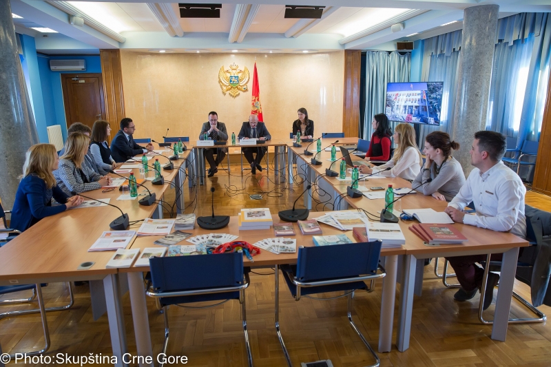Representatives of the Service of the Macedonian Parliament visit the Parliament of Montenegro
