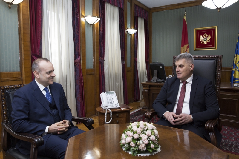 President of the Parliament hosts the Ambassador of the Italian Republic in a farewell visit