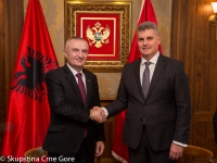 President of the Parliament talks with the Albanian President