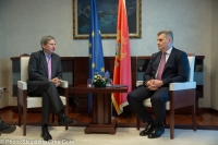 Mr Brajović and Mr Hahn on parliamentary dialogue