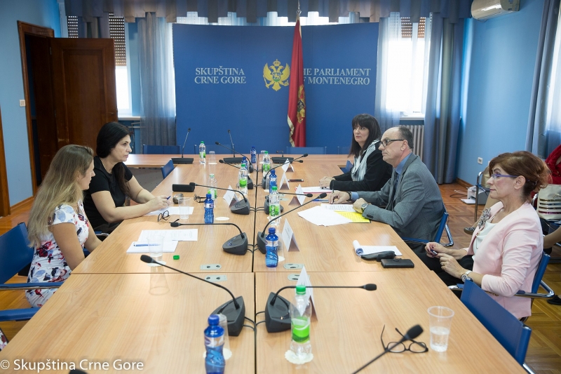 Administrativni odbor na sastanku sa Jozefinom Topali