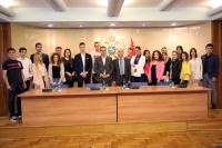 Secretary General of the Parliament of Montenegro, Mr Aleksandar Jovićević, receives student representatives