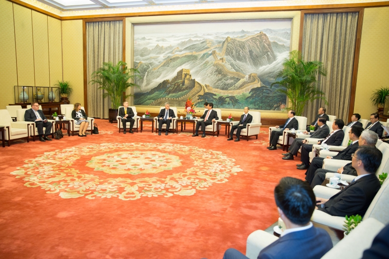 Li Zhanshu: We will continue encouraging Chinese companies to invest in Montenegro