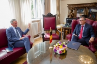 Održan sastanak potpredsjednika Gvozdenovića sa ambasadorom Kunradom