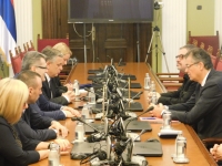 Potpredsjednik Gvozdenović se sastao sa predsjednikom Poslaničke grupe prijateljstva sa Crnom Gorom u Parlamentu Srbije